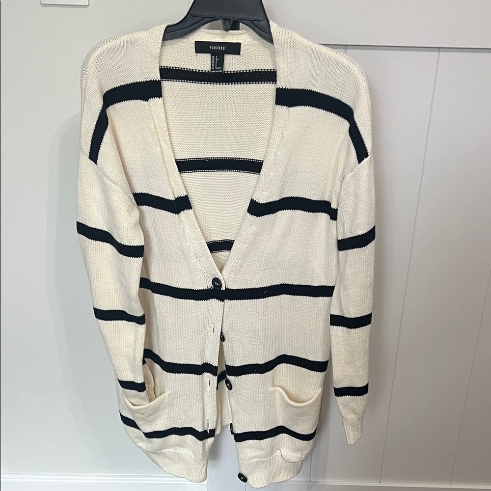Forever 21 Women's Black and Cream Striped Cardigan